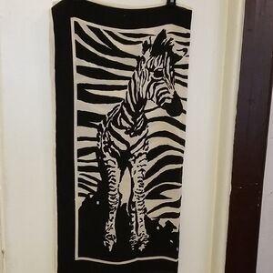 Elegant Zebra Pattern Scarf in Black and Cream